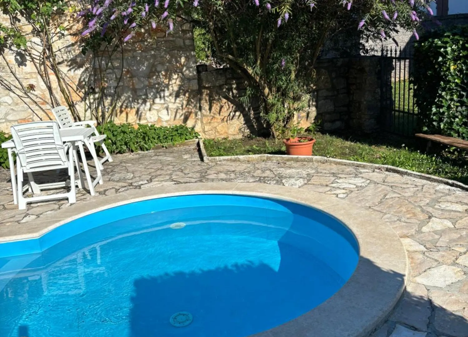 Holiday home Domos Selene Casa Delle Fate Villa Tinjan